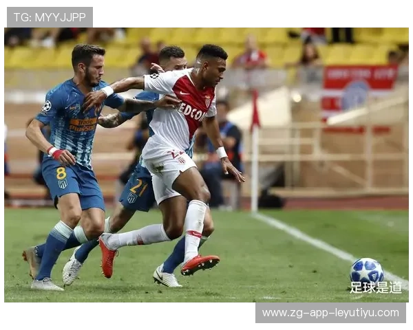 巴黎圣日耳曼连续压制门前