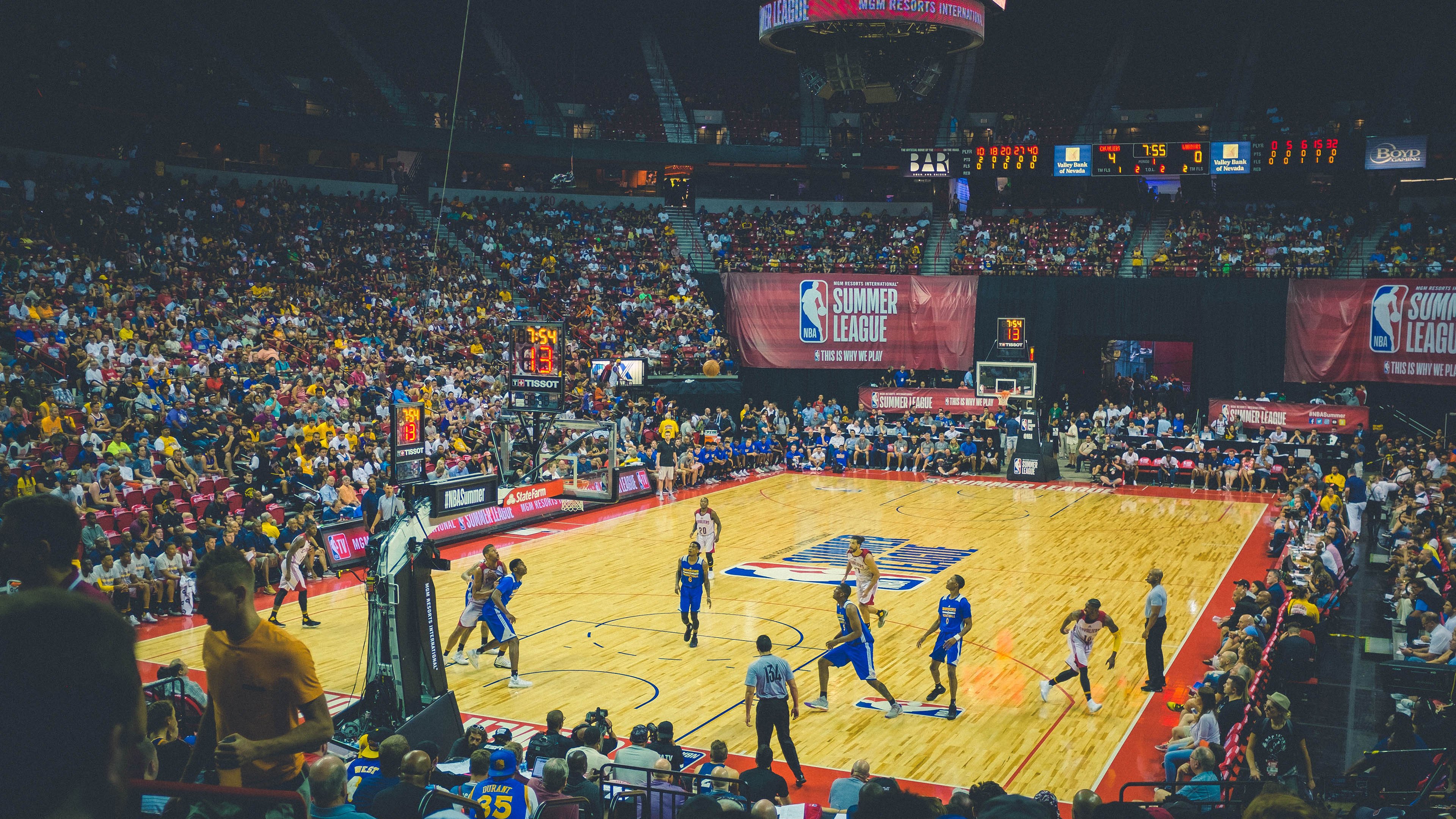 乐鱼体育登录入口-掘金组织内部赛模拟真实比赛节奏，掘金团队