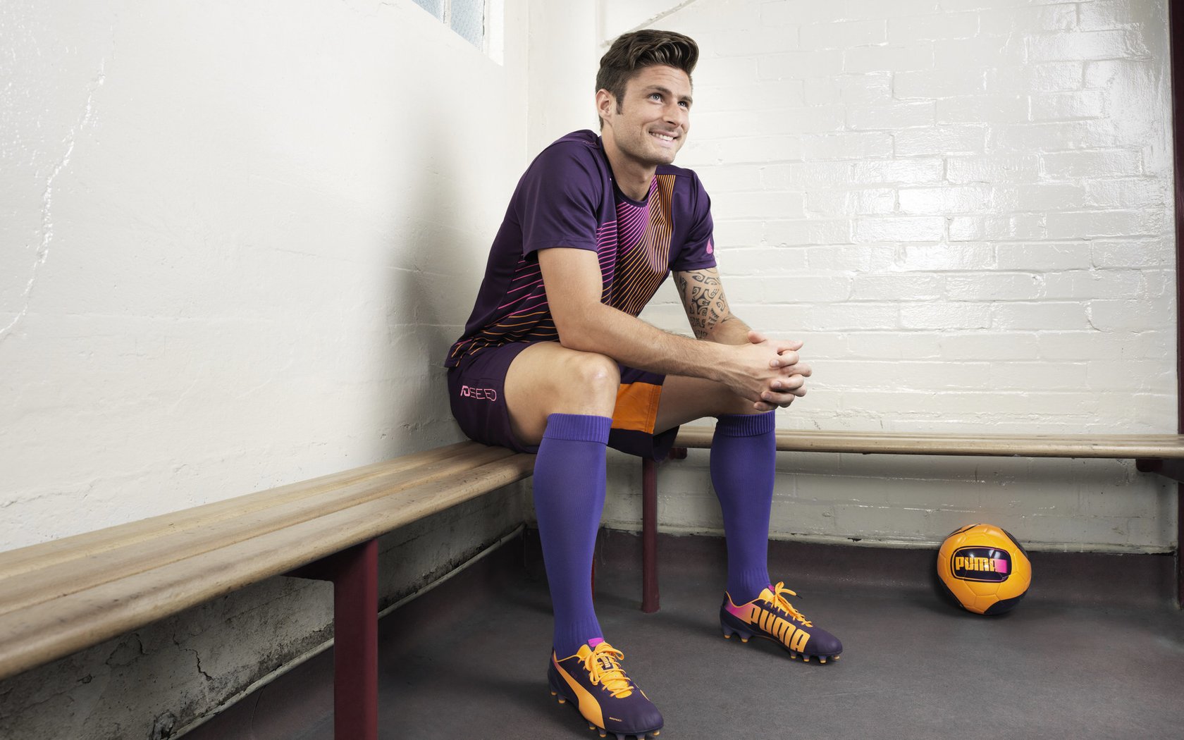 英超激烈未止:悬念环环相扣,精彩无限!,英超bha